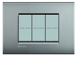 Рамка Bticino LivingLight Air Никель матовый 3 модуля LNC4803NK