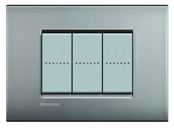 Рамка Bticino LivingLight Air Никель матовый 3 модуля LNC4803NK