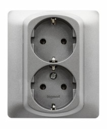 Розетка Legrand Galea Life алюминий 2х2к+З со шторками 771333