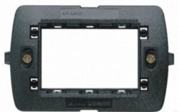 Суппорт Bticino Living Light для рамки, 3 модуля (115×72мм), фиксация на винтах L4703