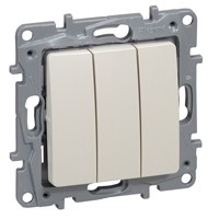 Выключатель Legrand Etika слоновая кость трехклавишный 10 A 250 В~ 672313