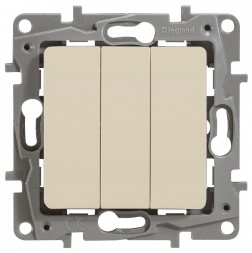 Выключатель Legrand Etika слоновая кость трехклавишный 10 A 250 В~ 672313