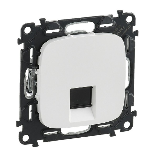 Информационная розетка Legrand Valena ALLURE Белая 1очная RJ45 Кат. 6 UTP. С лицевой панелью 753742