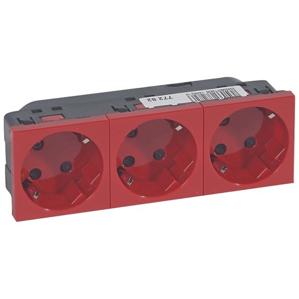 Розетка Legrand Mosaic красная 3Х2к+З немецкий стандарт 45° с мех.блокировкой 077282