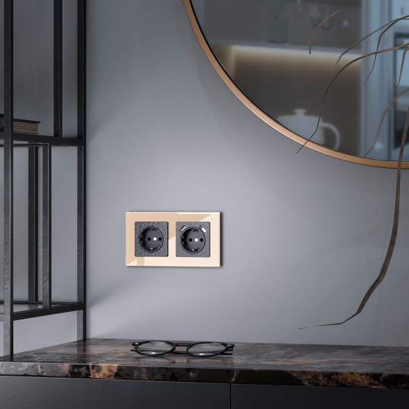 Рамка из стекла на 2 поста Favorit шампань Werkel W0021111