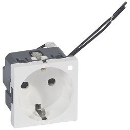 Розетка Legrand Mosaic 2к+З немецкий стандарт винтовые зажимы, с защитными шторками 077213