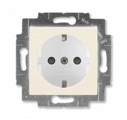 Розетка ABB Levit слоновая кость / белый с заземлением со шторками 16А 2CHH203457A6017 5520H-A03457 17W