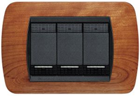 L4803LCA Рамка на 3 модуля Американская Вишня Bticino