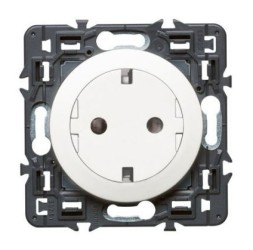 Розетка Legrand Celiane белая плоская 2к+3 067166