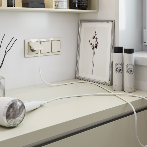 Выключатель одноклавишный проходной (слоновая кость) Werkel W1112003