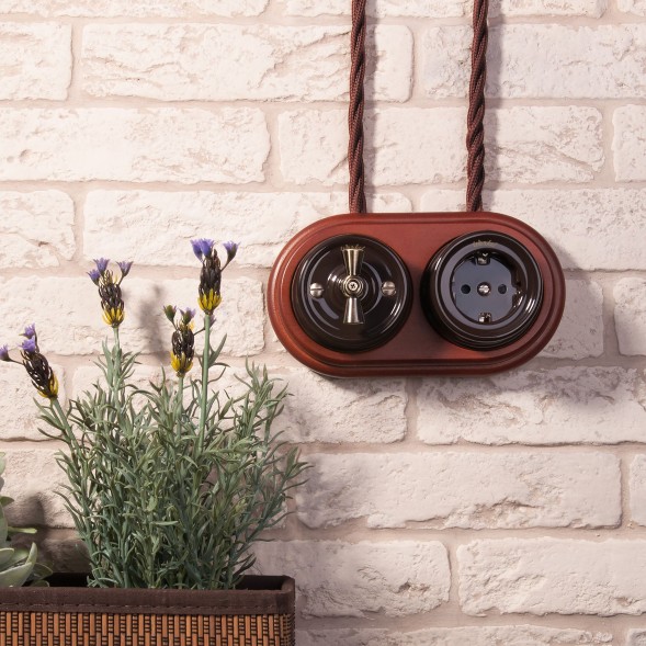 Выключатель на 4 положения двухклавишный коричневый ретро Werkel W5620014