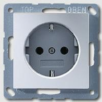 Розетка Jung A серия Алюминий с заземлением с защитой от детей 16А/250В A1520KIAL