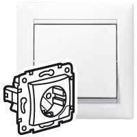 Розетка Legrand Valena Слоновая кость 2к+З мех.выт. 774394