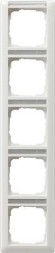 Рамка Gira Standard 55 Белый глянцевый, с полем для надписи 5 постов вертикальная 111503