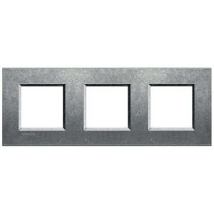 Рамка Bticino LivingLight Квадрат Исконный 2+2+2 модуля LNA4802M3NA
