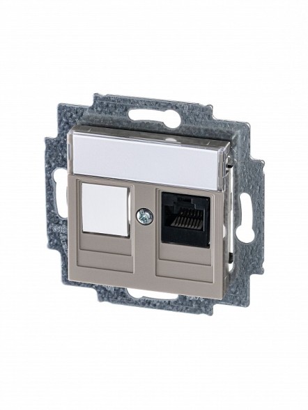 Розетка телефонная ABB Levit кофе макиато RJ45 категория 5e и заглушка 2CHH295117A6018 5014H-A51017 18W