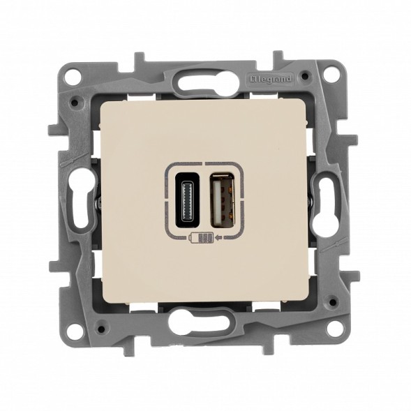 Зарядное устройство Legrand Etika Слоновая кость с двумя USB разьемами тип Aтип С 240В/5В 3000мА 672336