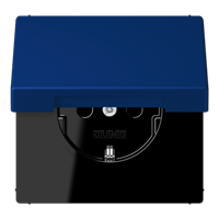 Розетка Jung Les Couleurs® Le Corbusier bleu outremer fonce SCHUKO® с откидной крышкой и со встроенной повышенной защитой от прикосновения LC1520KIKL4320T