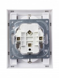 Розетка двойная ABB Levit кофе макиато / белый с заземлением со шторками 16А 2CHH223457C6018 5522H-C03457 18W