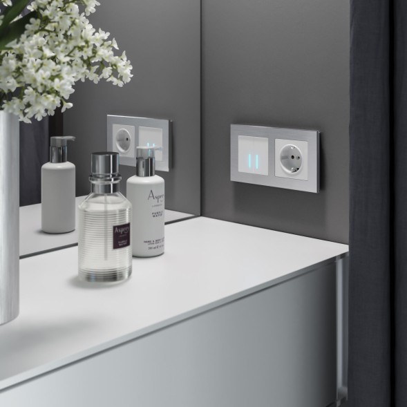 Сенсорный выключатель двухклавишный с подсветкой 1000 Вт белый Werkel W4520001