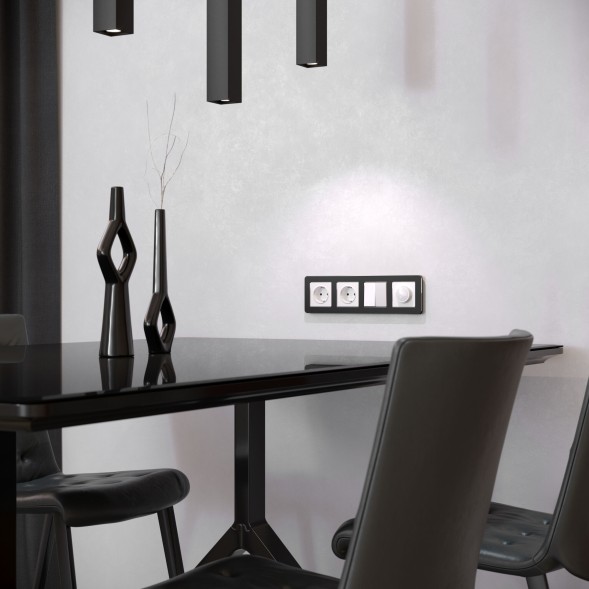 Рамка из металла на 4 поста Platinum черный алюминий W0042608