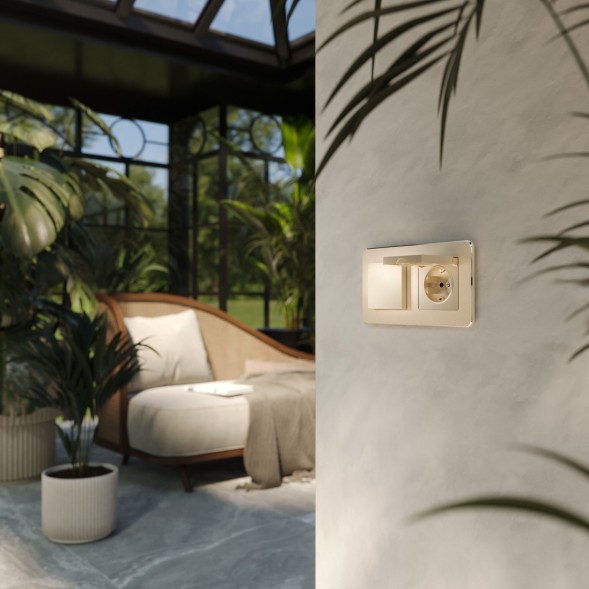 Розетка влагозащ. с зазем. с защит. крышкой и шторками N (шампань) Werkel W1171211