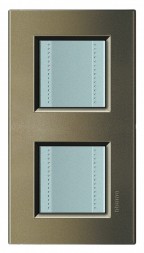 Рамка Bticino LivingLight Квадрат Коричневый шелк 2+2 модуля LNA4802M2SQ