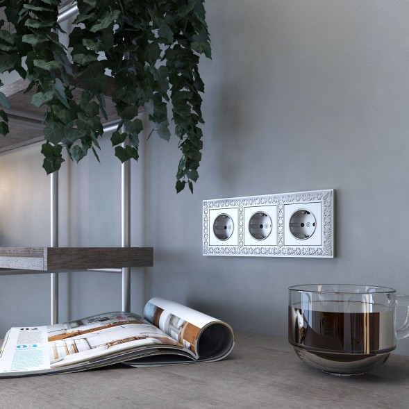 Рамка из металла на 3 поста Antik матовый хром Werkel WL07-Frame-03