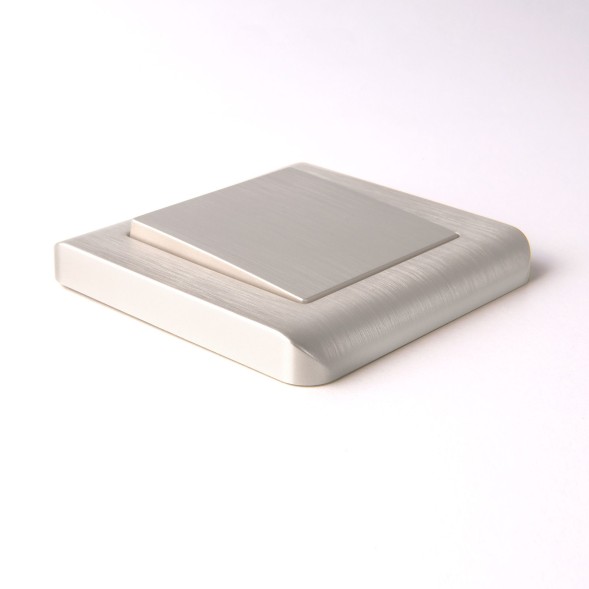 Рамка из поликарбоната на 1 пост Stream перламутровый Werkel W0012113