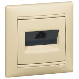 Розетка 1хRJ45 Legrand Valena Слоновая кость UTP кат.6 с захватами 774146