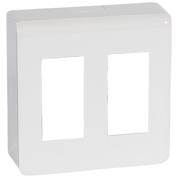 Розеточный блок Legrand Mosaic белый в сборе накладной 2х4м. 078886