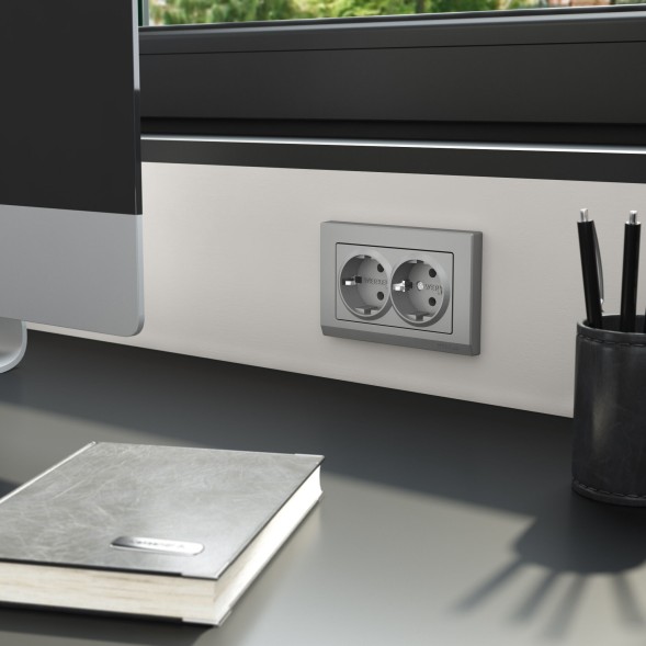 Рамка из поликарбоната для двойной розетки Stark серебряный матовый Werkel W0081865