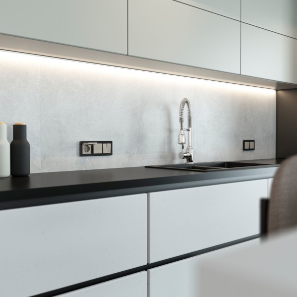 Розетка влагозащ. с зазем. с защит. крышкой и шторками (дымчатый) Werkel W1271204