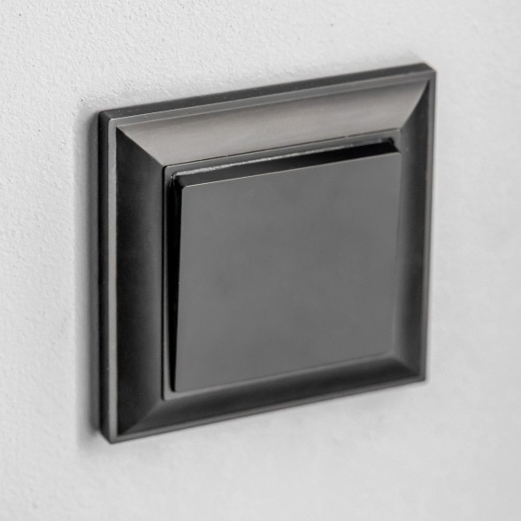 Выключатель одноклавишный проходной черный матовый Werkel W1112008