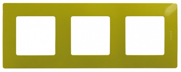 Рамка Legrand Etika Зеленый папоротник 3-постовая 672543