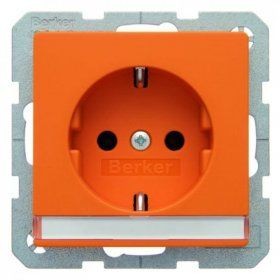 Штепсельная розетка Berker Q.1 оранжевый бархат SCHUKO с полем для надписей 47506007