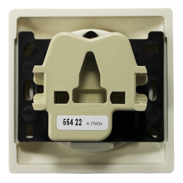 Розетка силовая 2P+Т 20А Legrand 055422