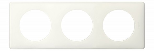 Рамка Legrand Celiane Классика Белый глянец 3 поста 066633