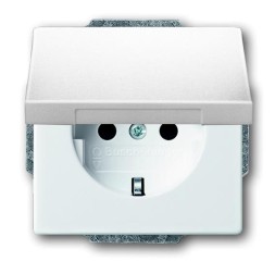 Розетка ABB Future davos/альпийский белый SCHUKO 16А 250В с крышкой 2CKA002018A1509 20 EUK-84-500