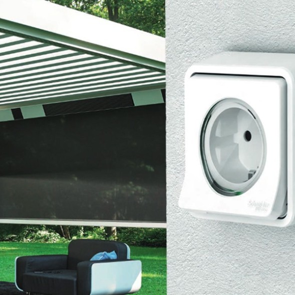 Розетка Schneider Electric 2П+3 IP55 скрытой установки Mureva Styl Белый MUR39132