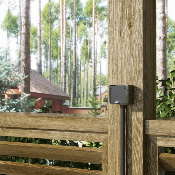 Розетка влагозащ. с зазем. с защит. крышкой и шторками Gallant черный/хром Werkel W5071235