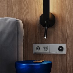 Рамка стеклянная VOLTUM S70 на 4 поста, (сталь, стекло)